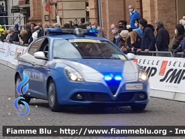 Alfa Romeo Nuova Giulietta restyle
Polizia di Stato
Polizia Stradale
POLIZIA M4227
Parole chiave: Alfa-Romeo Nuova_Giulietta_restyle POLIZIAM4227