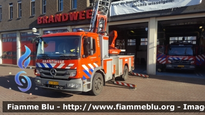 Mercedes-Benz Atego III serie
Nederland - Netherlands - Paesi Bassi
Brandweer Amsterdam
AutoScala allestimento Magirus
Parole chiave: Mercedes-Benz Atego_IIIserie