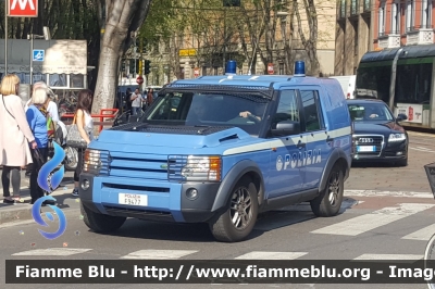 Land-Rover Discovery 3
Polizia di Stato
Squadra Volante
Unità Operativa di Primo Intervento
POLIZIA F9477
Parole chiave: Land-Rover Discovery_3 POLIZIAF9477