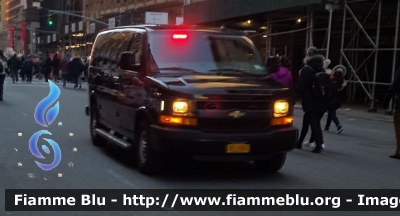 Chevrolet Express
United States of America-Stati Uniti d'America
New York Police Department
Foto Scattata a Manhattan durante il Thanksgiving Day 2017
Parole chiave: Chevrolet Express