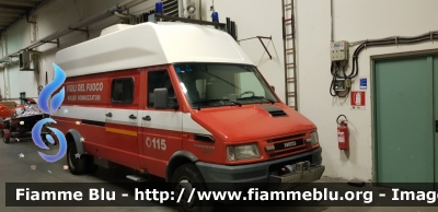 Iveco Daily II serie
Vigili del Fuoco
Comando Provinciale di Ravenna
N.S.S.A. Ravenna
VF 20887
Parole chiave: Iveco Daily_IIserie VF20887