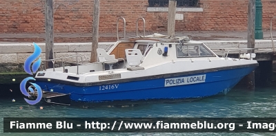 Motovedetta
Polizia Locale
Venezia
12416 V
