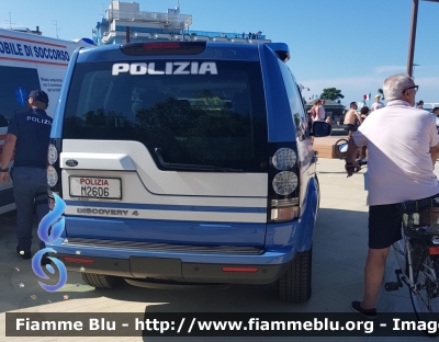 Land Rover Discovery 4
Polizia di Stato
Squadra Volante
Unità Operativa di Primo Intervento
POLIZIA M2606
Parole chiave: Land-Rover Discovery_4 POLIZIAM2606