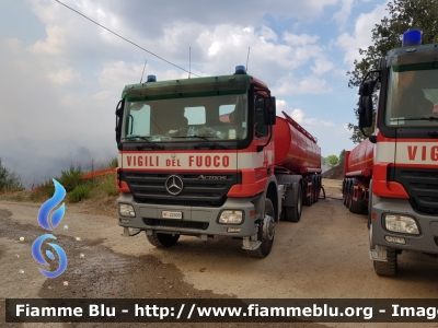 Mercedes-Benz Actros 2044 4x4 II serie
Vigili del Fuoco
Comando Provinciale di Bologna
Parole chiave: Mercedes-Benz Actros_2044_4x4_IIserie VF22009