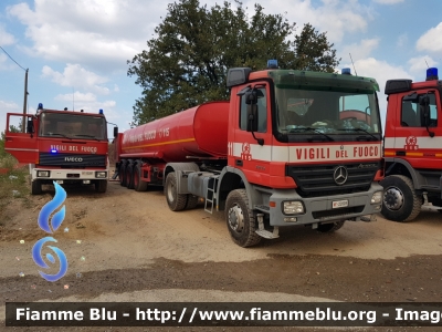 Mercedes-Benz Actros 2044 4x4 II serie
Vigili del Fuoco
Comando Provinciale di Bologna
VF 22009
Parole chiave: Mercedes-Benz Actros_2044_4x4_IIserie VF22009