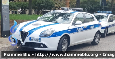 Alfa Romeo Giulietta
Polizia Locale
Cesena (FC)
Parole chiave: Alfa-Romeo Giulietta