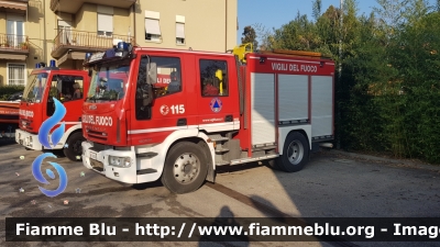 Iveco EuroCargo SuperCity 120E24 II serie
Vigili del Fuoco
Comando Provinciale di Forlì
Distaccamento di Savignano del Rubicone (FC)
AutoPompaSerbatoio allestimento Iveco-Magirus
VF 24532
Parole chiave: Iveco EuroCargo_SuperCity_120E24_IIserie VF24532