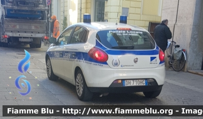 Fiat Nuova Bravo
Polizia Municipale Unione Comuni Rubicone
Rubicone 1
Parole chiave: Fiat Nuova_Bravo