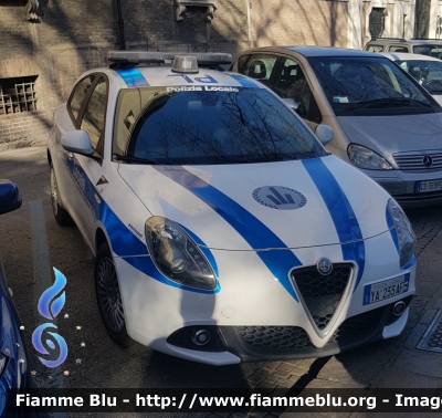 Alfa Romeo Nuova Giulietta
Polizia Municipale Cesena
Cesena 16
Parole chiave: Alfa-Romeo Nuova_Giulietta