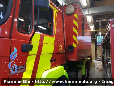 Man TGS 27-343
Grand-Duché de Luxembourg - Großherzogtum Luxemburg - Grousherzogdem Lëtzebuerg - Lussemburgo 
Service Incendie et Ambulance de la Ville de Luxembourg

Autocarro scarrabile caricato con modulo trasporto materiale protezione vie respiratorie
Parole chiave: Man TGS_27-343