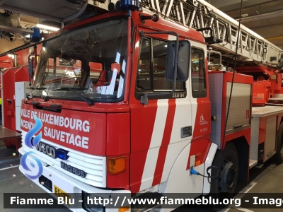 Iveco 260-34
Grand-Duché de Luxembourg - Großherzogtum Luxemburg - Grousherzogdem Lëtzebuerg - Lussemburgo 
Service Incendie et Ambulance de la Ville de Luxembourg

Autoscala allestimento Magirus
Parole chiave: Iveco 260-34