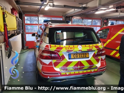 Mercedes GLA
Grand-Duché de Luxembourg - Großherzogtum Luxemburg - Grousherzogdem Lëtzebuerg - Lussemburgo 
Service Incendie et Ambulance de la Ville de Luxembourg
Parole chiave: Mercedes GLA