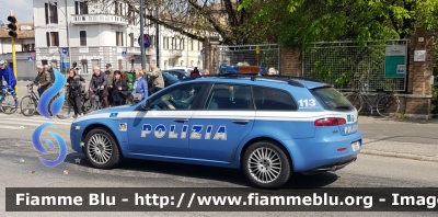 Alfa-Romeo 159 Sportwagon Q4
Polizia di Stato
Polizia Stradale
POLIZIA H0754
Parole chiave: Alfa-Romeo 159_Sportwagon_Q4 POLIZIAH0754