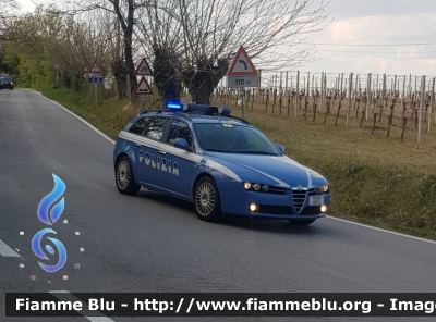 Alfa-Romeo 159 Sportwagon Q4
Polizia di Stato
Polizia Stradale
POLIZIA H0754
Parole chiave: Alfa-Romeo 159_Sportwagon_Q4 POLIZIAH0754