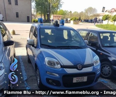 Fiat Nuova Panda II serie
Polizia di Stato
Allestito Nuova Carrozzeria Torinese
Decorazione Grafica Artlantis
POLIZIA N5202
Parole chiave: Fiat Nuova_Panda_IIserie POLIZIAN5202