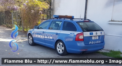 Skoda Octavia Wagon III serie
Polizia Stradale in servizio sulla rete autostradale di Autostrade per l'Italia
POLIZIA H7178
Parole chiave: Skoda Octavia_Wagon_IIIserie POLIZIAH7178