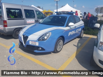 Alfa Romeo Nuova Giulietta restyle
Polizia di Stato
POLIZIA M1439
Parole chiave: Alfa-Romeo Nuova_Giulietta_restyle POLIZIAM1439