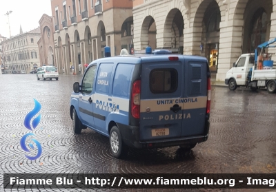 Fiat Doblò II serie
Polizia di Stato
Unità Cinofile
POLIZIA H2198
Parole chiave: Fiat Doblò_IIserie POLIZIAH2198