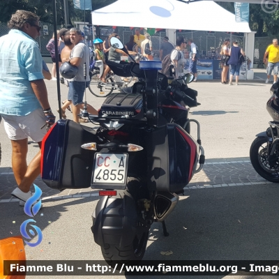 Aprilia Caponord 1200 III serie
Carabinieri
Nucleo Operativo e Radiomobile
CC A4855
Parole chiave: Aprilia Caponord_1200_IIIserie CCA4855