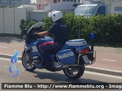 Bmw R850RT II serie
Polizia di Stato
Polizia stradale
POLIZIA G0097
Parole chiave: Bmw R850RT_IIserie POLIZIAG0097