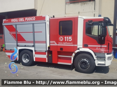 Iveco EuroCargo MaxiCity 180E30 IV serie
Vigili del Fuoco
Comando Provinciale di Bologna
AutoPompaSerbatoio allestimento Magirus
VF 29721
Parole chiave: Iveco EuroCargo_MaxiCity_180E30_IVserie VF29721