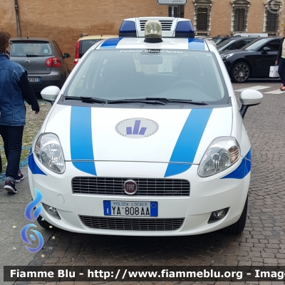 Fiat Grande Punto
Polizia Locale
Cesena 29
POLIZIA LOCALE YA 808 AA
Parole chiave: Fiat Grande_Punto