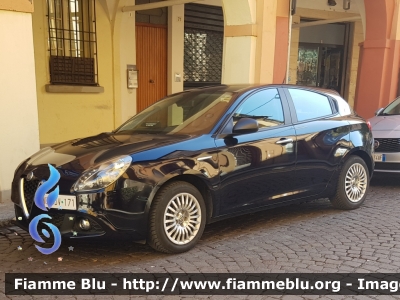 Alfa Romeo Nuova Giulietta restyle
Carabinieri
CC DV 171
Parole chiave: Alfa_Romeo Nuova_Giulietta_restyle CCDV171