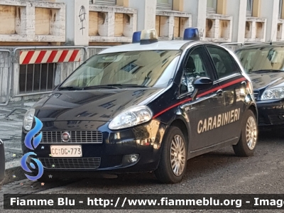 Fiat Punto VI serie
Carabinieri
CC DG 773
Parole chiave: Fiat Punto_VIserie CCDg773 Festa_Forze_Armate_2019 4_novembre