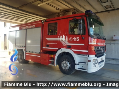 Mercedes-Benz Actros 1841 II serie
Vigili del Fuoco
Comando Provinciale di Forlì-Cesena
Distaccamento Permanente di Cesena
AutoPompaSerbatoio allestimento Bai
Ricordizianata Fortini
VF 22629
Parole chiave: Mercedes-Benz Actros_1841_IIserie VF22629