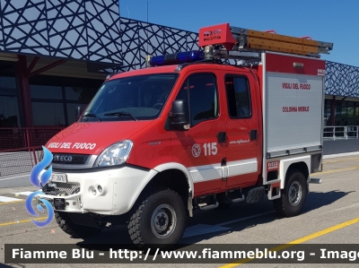 Iveco Daily 55S17 4x4 IV serie restyle
Vigili del Fuoco
Direzione Regionale Emilia Romagna
Comandi Provinciale della Romagna Est
Polisoccorso allestimento Iveco-Magirus
VF 26761
Parole chiave: Iveco Daily_55S17_4x4_IVserie_restyle VF26761