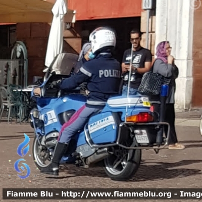 Bmw R850RT II serie
Polizia di Stato
Polizia Stradale
POLIZIA G0573
Parole chiave: Bmw R850RT_IIserie POLIZIAG0573