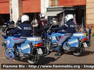 Bmw R850RT II serie
Polizia di Stato
Polizia Stradale
POLIZIA G0930
POLIZIA G1014
Parole chiave: Bmw R850RT_IIserie POLIZIAG0930 POLIZIAG1014