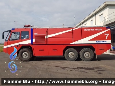 Iveco Magirus Dragon X6 I serie
Vigili del Fuoco
Comando Provinciale di Forlì-Cesena
Distaccamento Aeroportuale
AutoIdroSchiuma allestimento Iveco-Magirus
VF 21315
Parole chiave: Ivec- Magirus Dragon_X6_Iserie VF21315