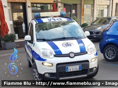 Fiat Nuova Panda 4x4 II serie
Polizia Municipale
Comune di Sogliano
Sogliano 02
Polizia Locale YA913AJ
Parole chiave: Fiat Nuova_Panda_4x4_IIserie PoliziaLocaleYA913AJ