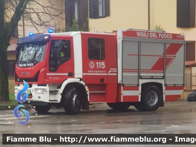 Iveco EuroCargo MaxiCity 180E30 III Serie
Vigili del Fuoco
Comando Provinciale di Modena
Distaccamento Permanente di San Felice sul Panare
AutoPompaSerbatoio allestita Magirus
VF 29723
Parole chiave: Iveco EuroCargo_MaxiCity_180E30_IIISerie VF29723