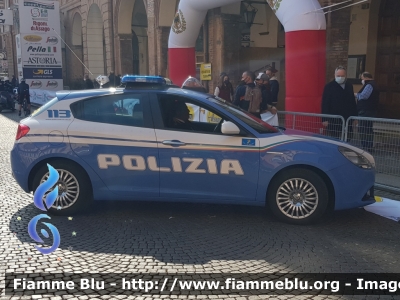 Alfa Romeo Nuova Giulietta restyle
Polizia di Stato
Polizia Stradale
POLIZIA M4227
Parole chiave: Alfa-Romeo Nuova_Giulietta_restyle POLIZIAM4227