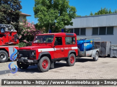 Land Rover Defender 90
Vigili del Fuoco
Comando Provinciale di Forlì Cesena
VF 20952
Parole chiave: Land-Rover Defender_90 VF20952