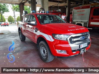 Ford Ranger IX serie
Comando Provinciale di Forli-Cesena
Distaccamento di Cesena
Allestimento ARIS
VF 31055
Parole chiave: Ford Ranger_IXserie VF31055