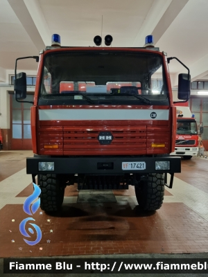 Man-Meccanica F99 4x4
Vigili del Fuoco
Comando Provinciale di Milano
VF 17421
Carro Schiuma
Parole chiave: Man-Meccanica F99_4x4 VF17421