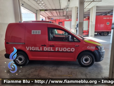 Volkswagen Caddy III serie
Vigili del Fuoco
Comando Provinciale di Bologna
Sperimentazione automezzi per centri storici
Veicolo Antincendio
Allestimento Ciabilli
VF 29800
Parole chiave: Volkswagen Caddy_IIIserie VF29800