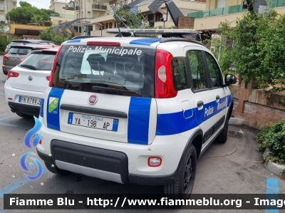 Fiat Nuova Panda II serie
Polizia Municipale
Comune di Giulianova (TE)
POLIZIA LOCALE YA 198 AP
Parole chiave: Fiat Nuova_Panda_IIserie POLIZIALOCALEYA198AP