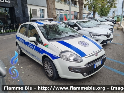 Fiat Punto VI serie
Comune di San Cesario sul Panaro
 POLIZIA LOCALE YA 665 AS
Parole chiave: Fiat Punto_VIserie