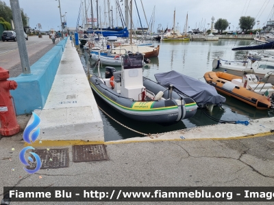 Gommone
Guardia di Finanza
B.S.O. 416
