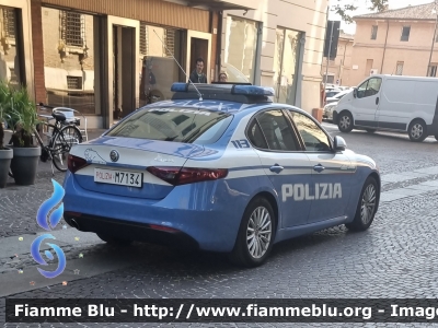 Alfa Romeo Nuova Giulia
Polizia di Stato
Squadra Volante
Allestimento FCA
POLIZIA M7134
Parole chiave: Alfa-Romeo Nuova_Giulia POLIZIA_M7134