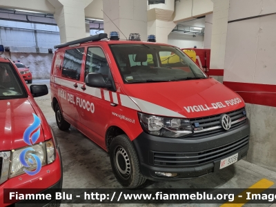 Volkswagen Transporter T6
Vigili del Fuoco
Direzione Regionale Marche
Nucleo Cinofili
Allestimento Baggio & De Sordi
VF 30026
