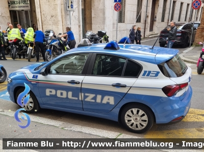 Fiat Nuova Tipo restyle
Polizia di Stato
Polizia Stradale
POLIZIA M6845
Parole chiave: Fiat Nuova_Tipo_restyle POLIZIAM6845