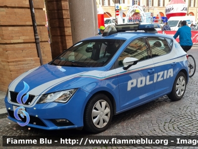 Seat Leon III serie
Polizia di Stato
Squadra Volante
Allestita Nuova Carrozzeria Torinese
Decorazione Grafica Artlantis
POLIZIA M1638
Parole chiave: Seat Leon_IIIserie POLIZIAM1638