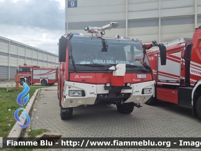 Iveco Magirus Dragon X6 II serie
Vigili del Fuoco
Comando di Roma
Distaccamento Aeroportuale di Fiumicino
AutoIdroSchiumaPolvere allestimento Iveco-Magirus
VF 32882
Parole chiave: Iveco Magirus Dragon_X6_IIserie VF32882