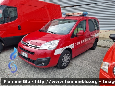 Citroen Berlingo IV serie
Vigili del Fuoco
Comando di Torino
CoEm Comunicazione in Emergenza
Allestimeno Ciabilli
VF 28934
Parole chiave: Citroen Berlingo_IVserie VF28934