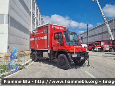 Mercedes Benz Unimog U500
Vigili del Fuoco
Nucleo Radio e Telecomunicazioni
VF 24615
Parole chiave: Mercedes-Benz Unimog U500 VF24615